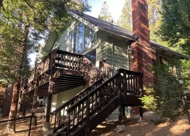 Property at 28943 Potomac Dr, Lake Arrowhead, CA, 92352, 4 beds, 2 baths, [object Object]