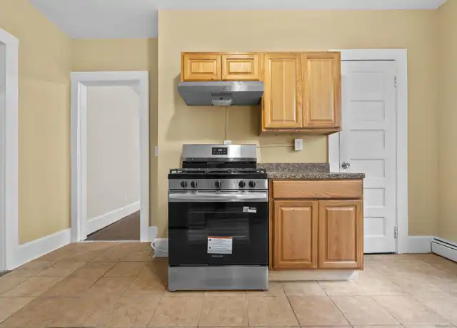 Property at 260 Orchard St, New Haven, CT, 06511, 3 beds, 1 bath, [object Object]