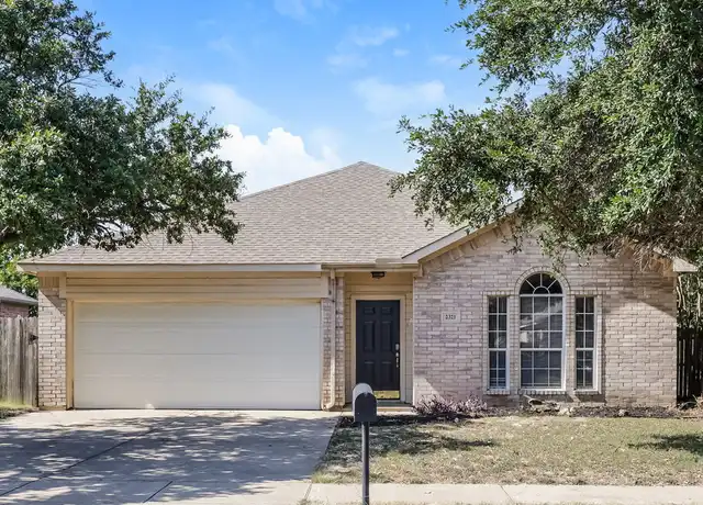 Property at 2321 Wildwood Ln, Denton, TX, 76210, 3 beds, 2 baths, [object Object]