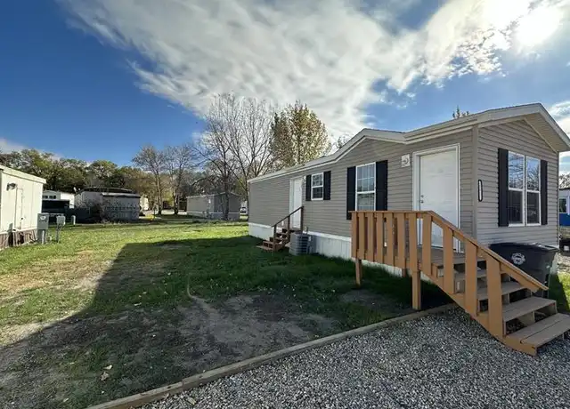 Property at 5110 U.S. 2 Unit D4, Minot, ND, 58701, 1 bed, 1 bath, [object Object]