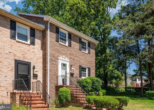 Property at 130 Falmouth Dr, Fredericksburg, VA, 22405, 3 beds, 1.5 baths, [object Object]