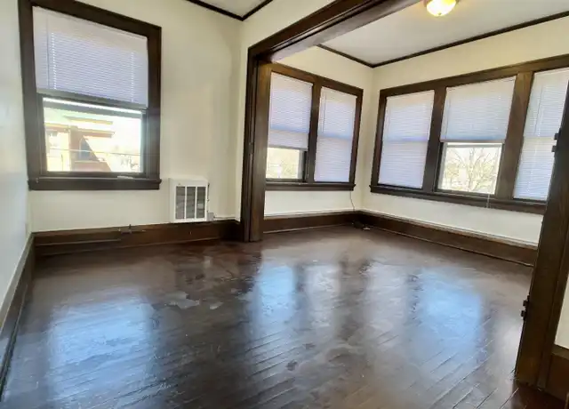 Property at 319 E Washington St Unit 3, Mankato, MN, 56001, 1 bed, 1 bath, [object Object]