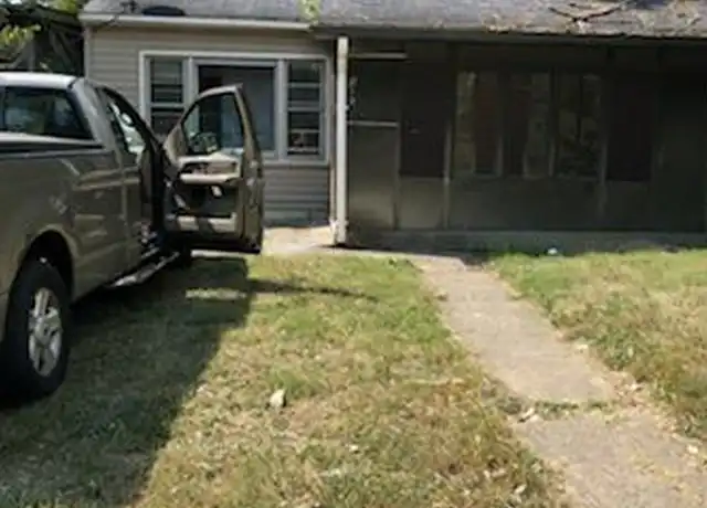 Property at 819 Rosedale Dr, Dayton, OH, 45402, 2 beds, 1 bath, [object Object]
