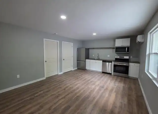 Property at 105 Jeffery Ln, Maynardville, TN, 37807, 1 bed, 1 bath, [object Object]