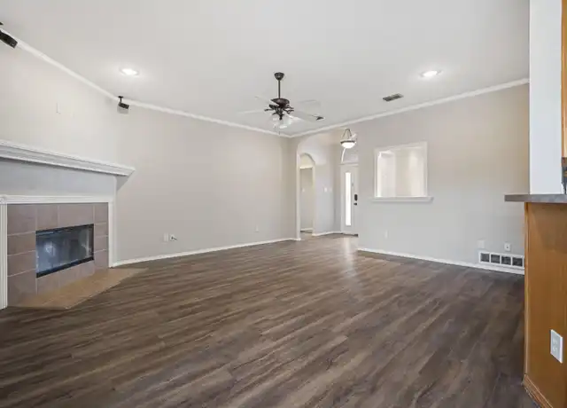 Property at 2907 107th St, Lubbock, TX, 79423, 3 beds, 2 baths, [object Object]