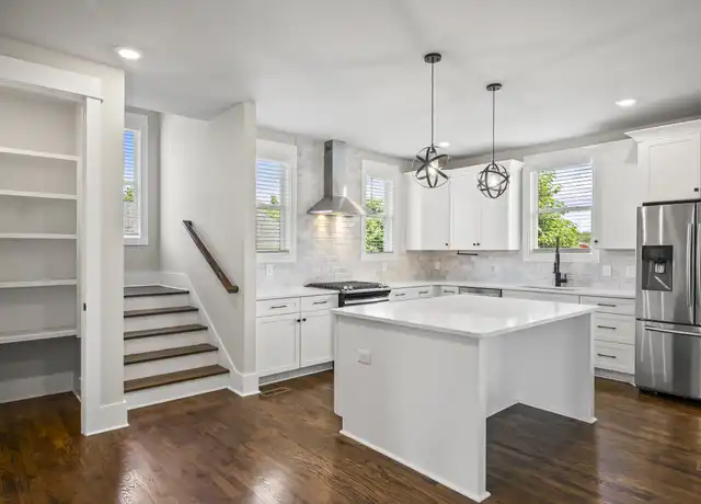 Property at 1516 17th Ave N, Nashville, TN, 37208, 3 beds, 2.5 baths, [object Object]