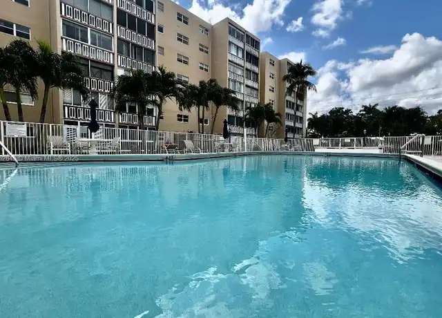 Property at 609 NE 14th Ave #704, Hallandale Beach, FL, 33009, 1 bed, 1 bath, [object Object]