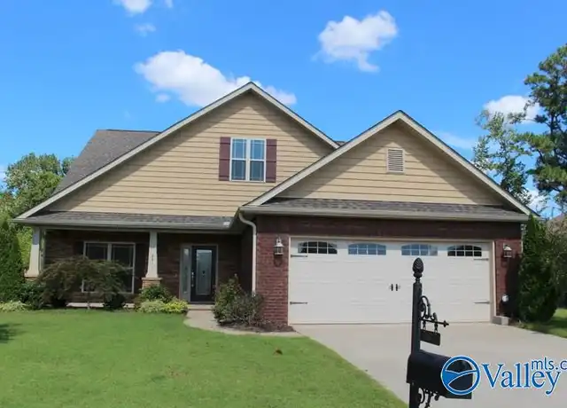 Property at 441 E Mossyleaf Dr SW, Huntsville, AL, 35824, 3 beds, 3 baths, [object Object]