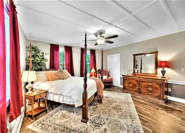 Property at 18 School St, Brunswick, ME, 04011, 2 beds, 1.5 baths, [object Object]