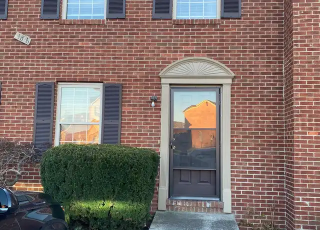 Property at 186 S Killarney Ln Unit 2, Richmond, KY, 40475, 2 beds, 1.5 baths, [object Object]