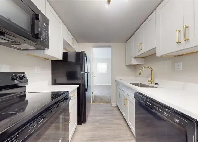 Property at 1256 E Evelyn Ave, Hazel Park, MI, 48030, 3 beds, 1 bath, [object Object]