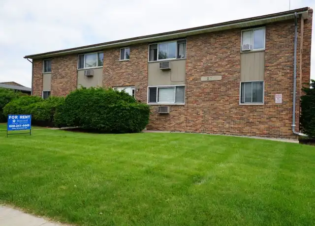 Property at 275 Broadway Dr #2, Sun Prairie, WI, 53590, 2 beds, 1 bath, [object Object]