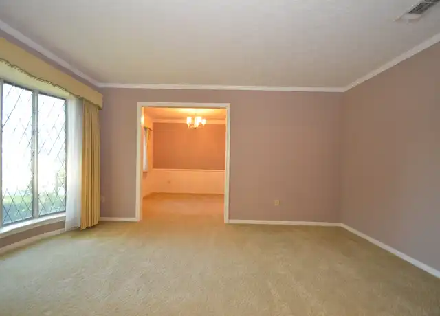 Property at 13722 Lynnwood Ln, Sugar Land, TX, 77498, 4 beds, 2 baths, [object Object]