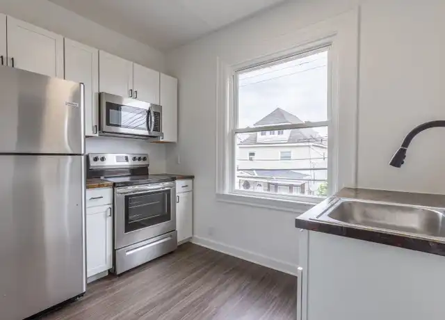 Property at 70 Millbridge St Apt 2, Pittsburgh, PA, 15210, 3 beds, 1 bath, [object Object]