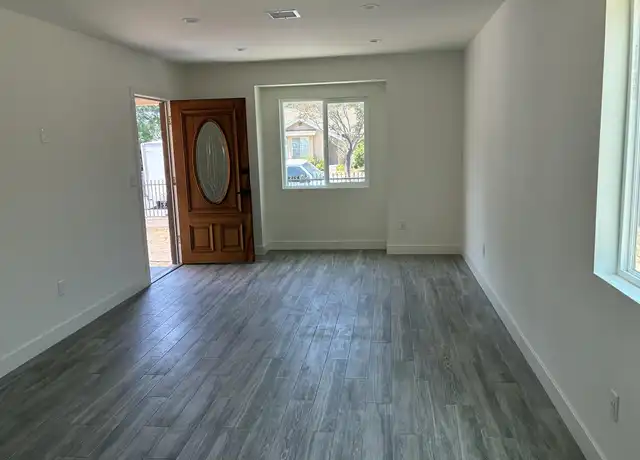Property at 7518 Kraft Ave, North Hollywood, CA, 91605, 3 beds, 2 baths, [object Object]