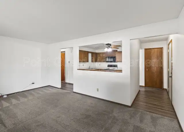 Property at 4201 S Locust Dr Unit 1, Sioux Falls, SD, 57105, 2 beds, 1 bath, [object Object]