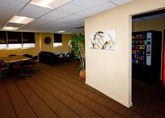 Property at 2600 Park Ave Unit 4A, Bridgeport, CT, 06604, 0 beds, 1 bath, [object Object]