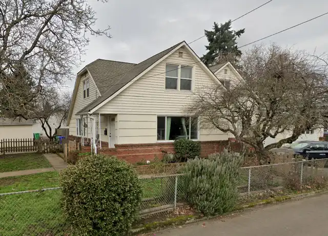 Property at 5252 SE 63rd Ave, Portland, OR, 97206, 2 beds, 1 bath, [object Object]