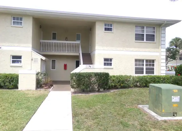 Property at 1554 SE Royal Green Cir, Port St. Lucie, FL, 34952, 2 beds, 2 baths, [object Object]