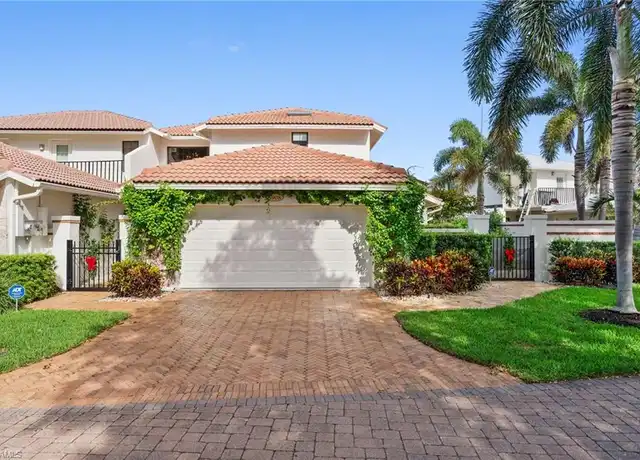 Property at 5908 Via Lugano, Naples, FL, 34108, 3 beds, 3.5 baths, [object Object]