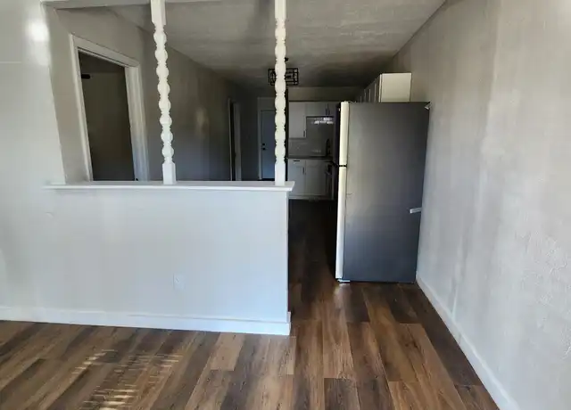 Property at 107 Dolores Ave, San Antonio, TX, 78228, 2 beds, 1 bath, [object Object]