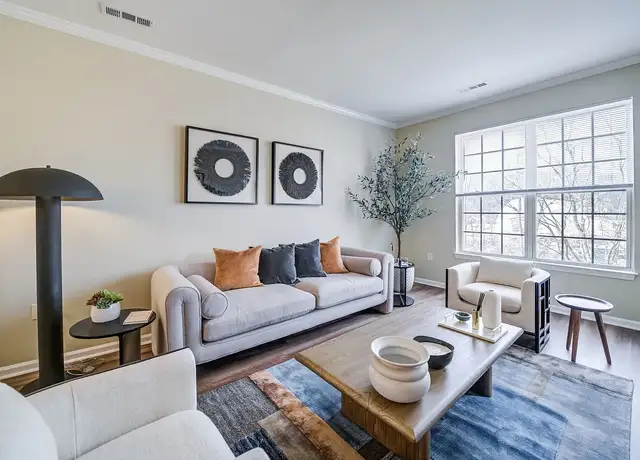 Photo of 99 Needham St, Newton Highlands, MA 02461
