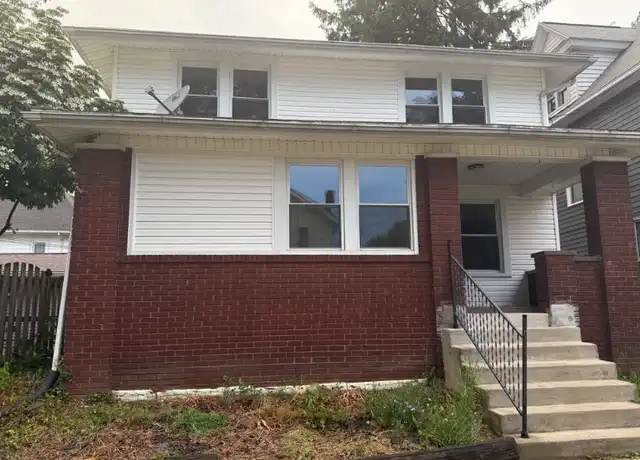 Property at 630 Perry Ave SW, Massillon, OH, 44647, 3 beds, 2 baths, [object Object]