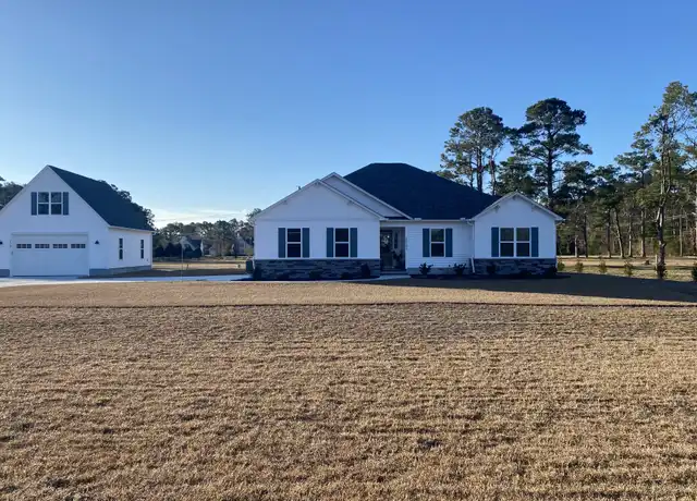 Property at 1722 N 20th St, Morehead City, NC, 28557, 3 beds, 2 baths, [object Object]