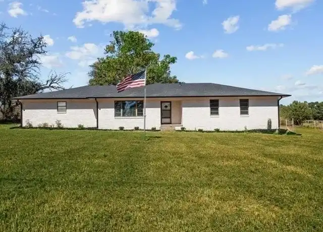 Property at 12752 FM 16 W, Lindale, TX, 75771, 3 beds, 2 baths, [object Object]