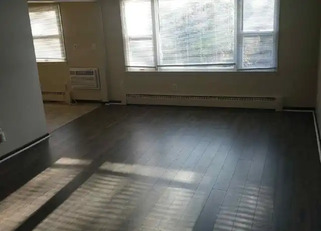 Property at 1560 Willis Ave Unit 3A, South St Paul, MN, 55075, 1 bed, 1 bath, [object Object]