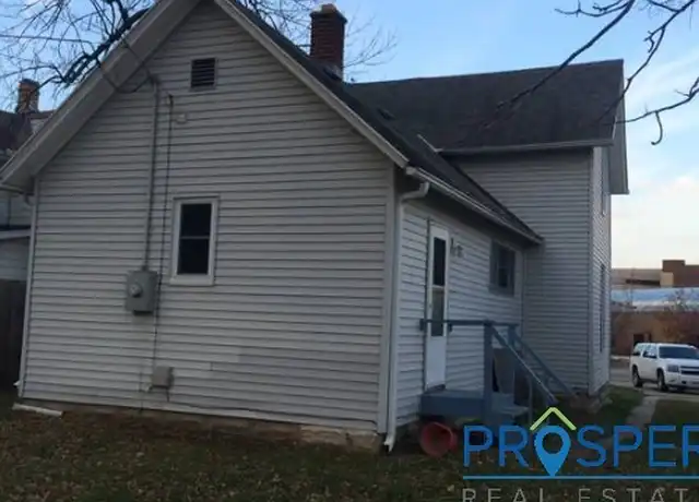 Property at 1329 5th Ave Unit FI1329, Eau Claire, WI, 54703, 3 beds, 1 bath, [object Object]