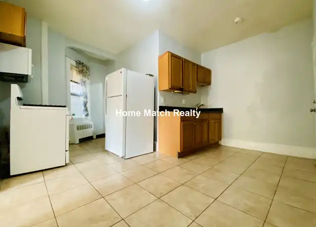 Property at 767 Broadway Unit 3, Chelsea, MA, 02150, 2 beds, 1 bath, [object Object]