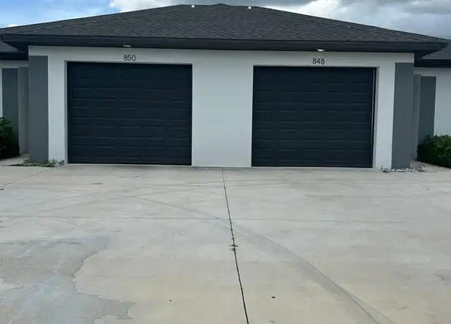 Property at 850 SE 8th St, Cape Coral, FL, 33990, 3 beds, 2 baths, [object Object]