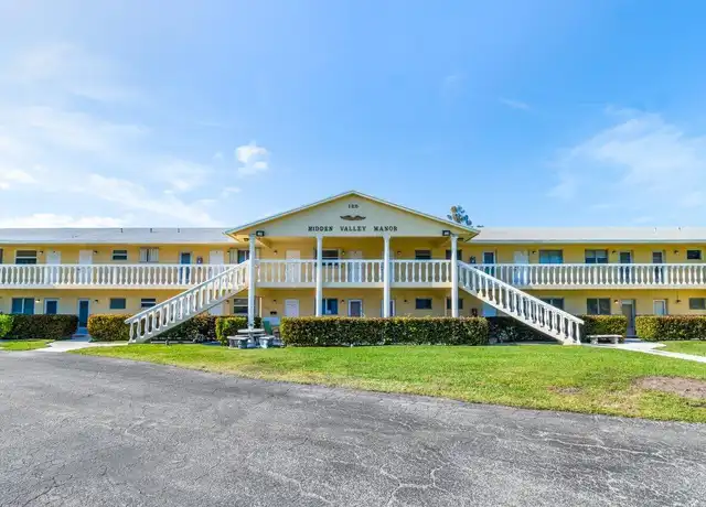 Property at 125 W Hidden Valley Blvd #2, Boca Raton, FL, 33487, 1 bed, 1 bath, [object Object]