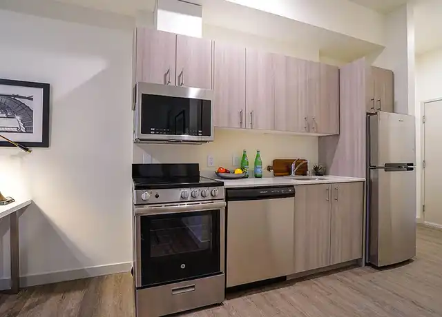 Property at 4025 Stone Way Apartments - 4025 Stone Way N, Seattle, WA, 98103, 0-1 beds, 1 bath, [object Object]