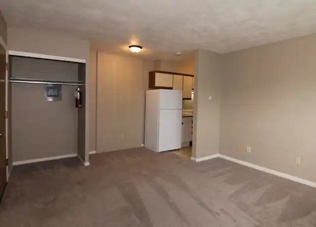 Property at 914 20th Avenue Pl Unit 11, Coralville, IA, 52241, 1 bed, 1 bath, [object Object]