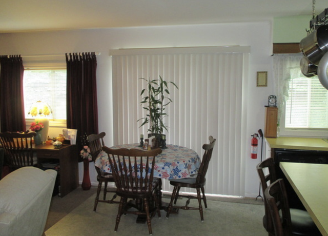 Photo of 5546 W Celebrity Cir, Hanover Park, IL 60133