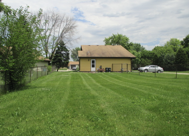 Photo of 5546 W Celebrity Cir, Hanover Park, IL 60133