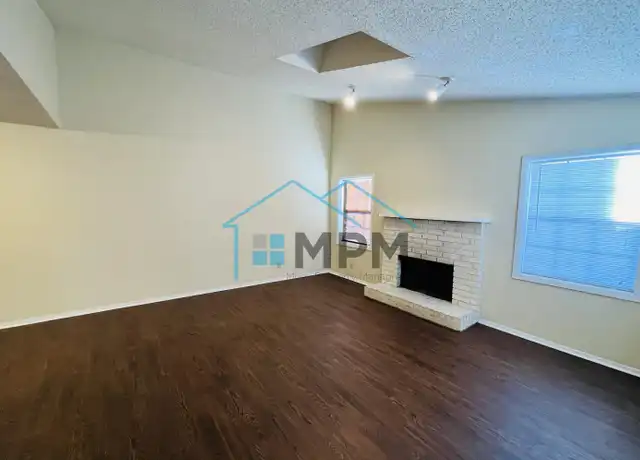 Property at 101 Elmhurst Cir Unit D, Monroe, LA, 71203, 1 bed, 1 bath, [object Object]