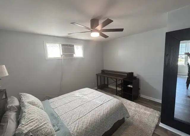 Property at 340 W 26th St Unit 1stFLFRONT, Erie, PA, 16508, 1 bed, 1 bath, [object Object]