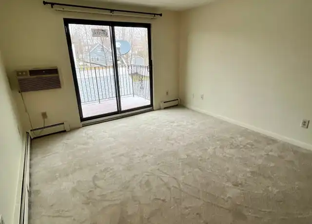 Property at 4 Washington St Unit 30, Methuen, MA, 01844, 2 beds, 1 bath, [object Object]