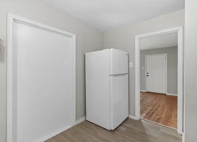 Property at 95 Chateau Dr, Florissant, MO, 63031, 3 beds, 1 bath, [object Object]