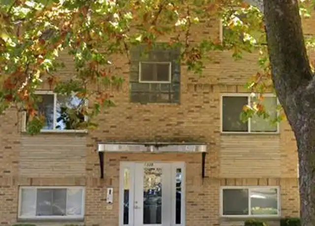 Property at 1339 W Wood St, Decatur, IL, 62522, 1 bed, 1 bath, [object Object]