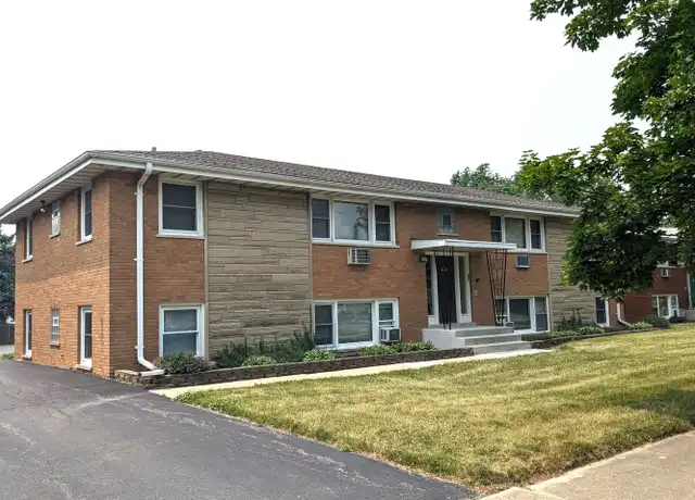 Property at 425 Bethel Dr Unit 1S, Joliet, IL, 60435, 2 beds, 1 bath, [object Object]