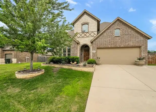 Property at 2002 Lindentree Dr, Weatherford, TX, 76086, 4 beds, 3 baths, [object Object]