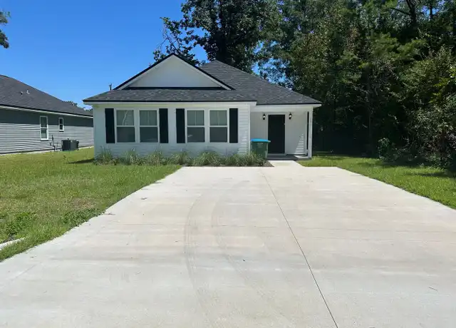 Property at 11 Provo Pl, Crawfordville, FL, 32327, 4 beds, 2 baths, [object Object]