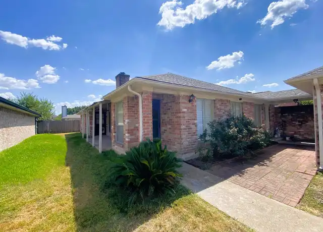 Property at 9515 Hendon Ln, Houston, TX, 77036, 3 beds, 2 baths, [object Object]