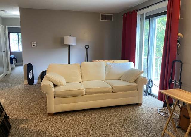 Photo of 14 Village Green Ln #6, Natick, MA 01760