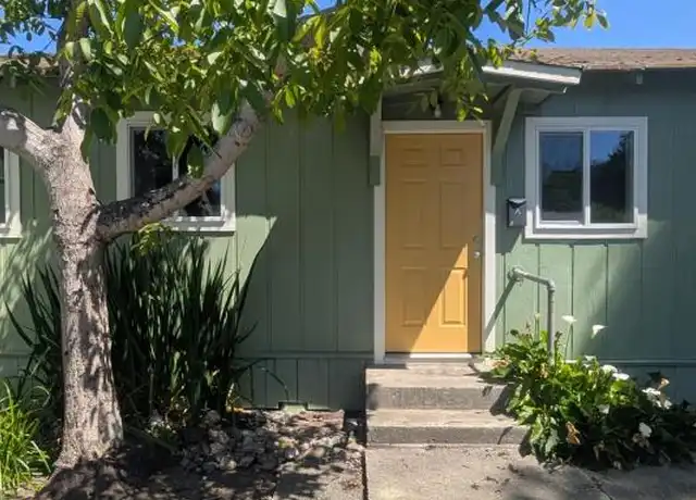 Property at 210 Sequoia Ave, Rio Dell, CA, 95562, 1 bed, 1 bath, [object Object]