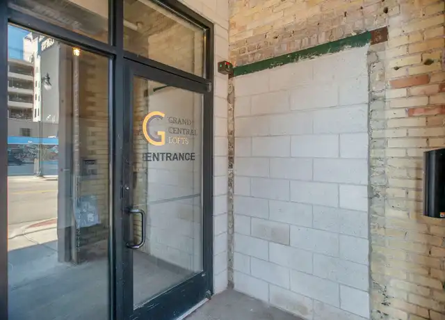 Property at 100 Commerce Ave SW Unit 425, Grand Rapids, MI, 49503, 1 bed, 1 bath, [object Object]